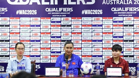  HLV Mai Đức Chung hài lòng với chiến thắng 6-0 của ĐT nữ Việt Nam trước UAE